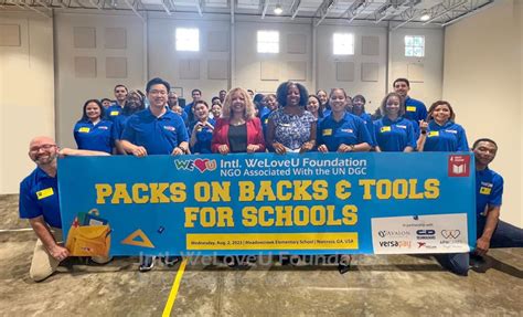 WeLoveU Donates 890 Backpacks to Meadowcreek Elementary