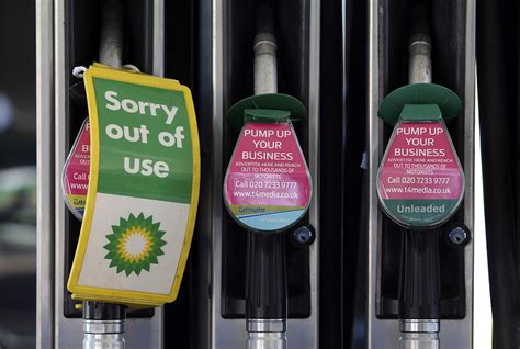 Are gas stations open today? New Year’s opening and closing times ...