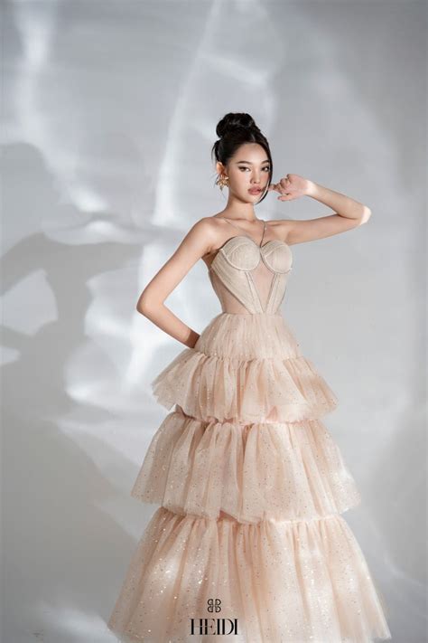 Cho Thu V Y Nude T Ng D Y Ch O C Heidi Hizu Dress Up