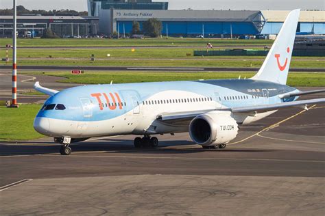 What Are The Quickest Boeing 787 Dreamliner Routes In 2025