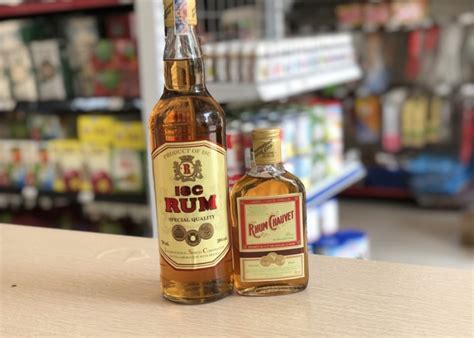 Rượu rum ISC 700ml