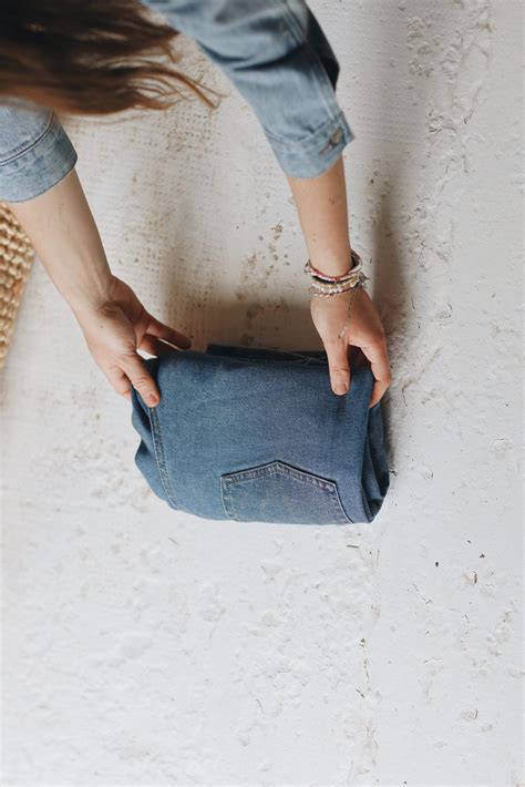 How To Fold Jeans A Step By Step Guide Revelle