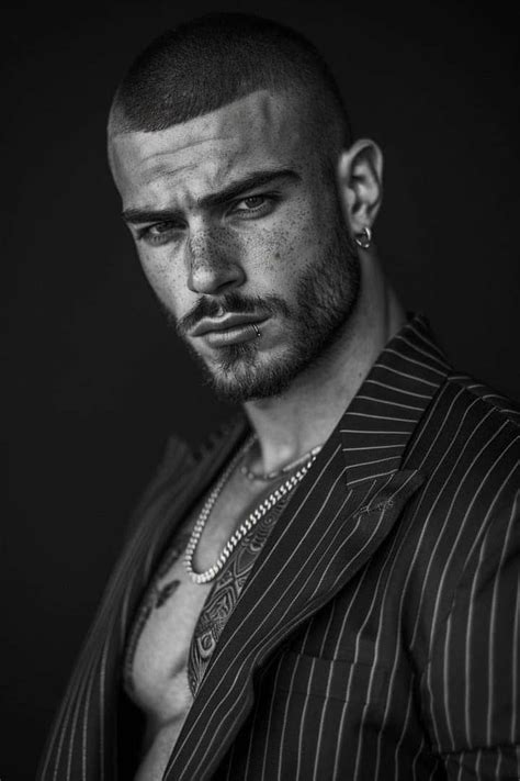 Épinglé par brittaney coates sur hot white men Hommes magnifiques Homme classe Homme
