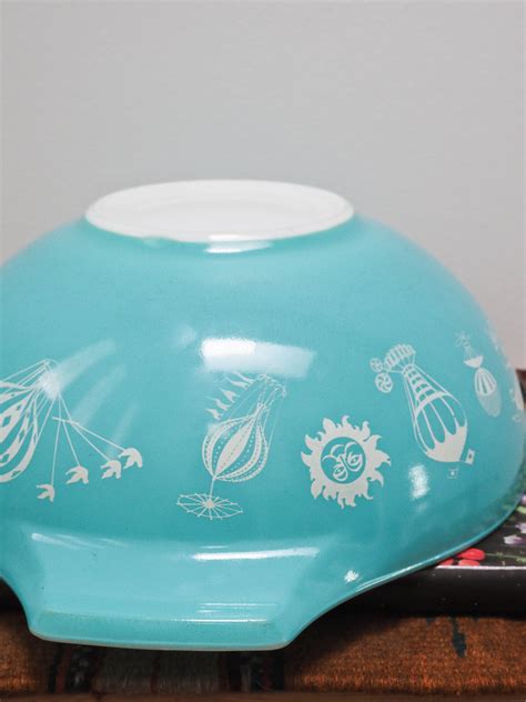 S Pyrex Hot Air Balloon Cinderella Mixing Bowl Quart Etsy
