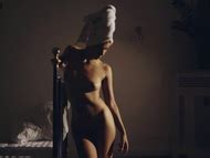 Naked Alina Suggeler In Frida Gold Langsam