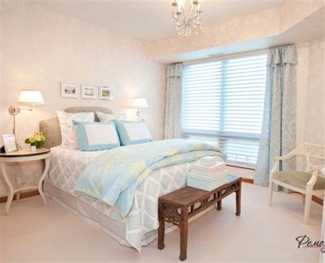 Бежевые обои в дизайне интерьера: кухня, спальня, гостиная и ванная на фото