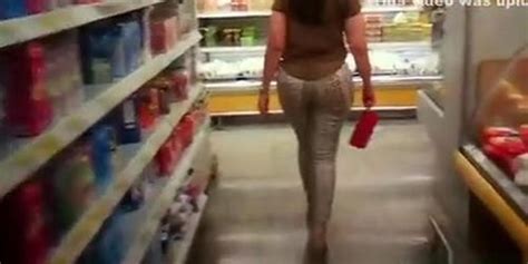 VPL MILF In Tight Brown Pants Tnaflix