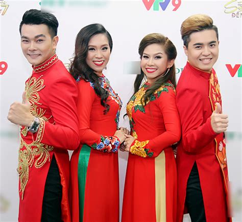 Á vương Ngọc Tình lần đầu khoe em trai 16 tuổi đẹp như hot boy