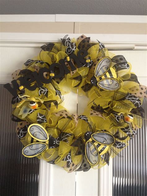 3d Bumble Bee Wreath Tutorial A Unique Perspective On Natures Beauty