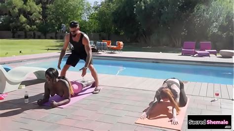 Black Shemale Fucks Guy Videos XVIDEOS