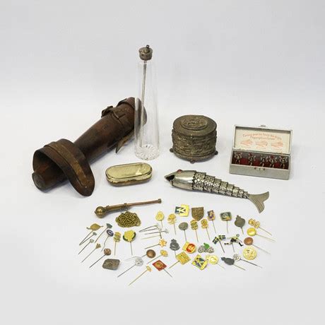 SEX DELAR KURIOSA SAMT PINS Övrigt Övrigt Auctionet