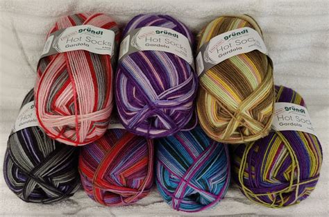 Hot Socks Gardola Ply G M Gr Ndl Nimipyyhe