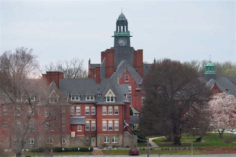 Keep Glen Mills Schools Closed Editorial
