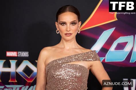 Natalie Portman Sexy Seen Flaunting Her Hot Legs At The Thor Love And Thunder Premiere In