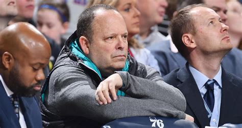 New York Knicks Insider Places Timetable on 'Big Trade' - Sports ...