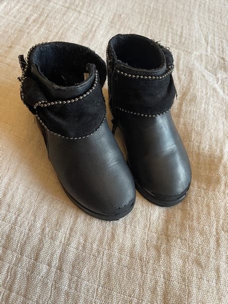 Кожаные ботиночки К сожалению сбились носки тк кожа телячья Закрашены ...