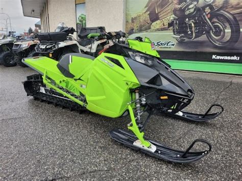 2022 Arctic Cat M 8000 Hardcore Alpha One 154 3 00 Manual Green