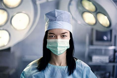 How Many Years to Become a Plastic Surgeon – CollegeLearners.com