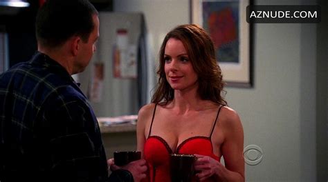 KIMBERLY WILLIAMS PAISLEY Nude AZNude