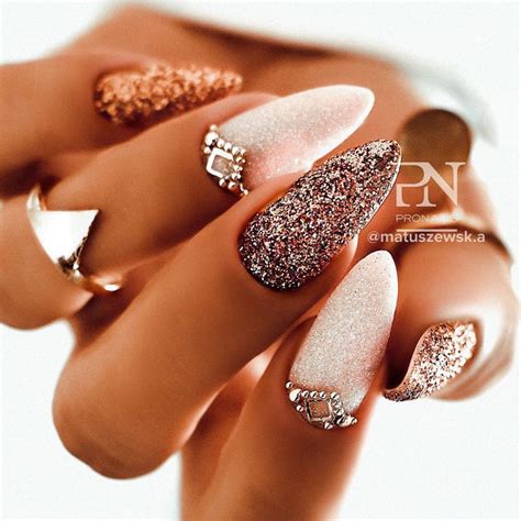 Cute Nude Nail Designs That Pair Well With All Outfits