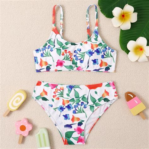 Hot Selling Swimwear Shoulder Strap Split Bikini Multi Color Cute Beach Vacation Swimsuit