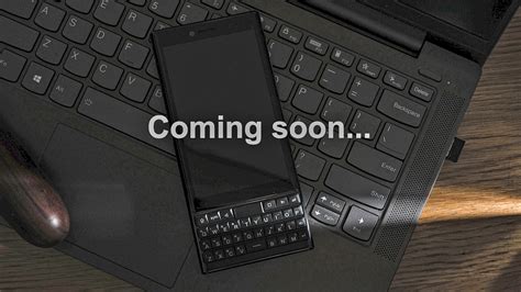 На рынке вскоре появится Android-смартфон с физической QWERTY ...