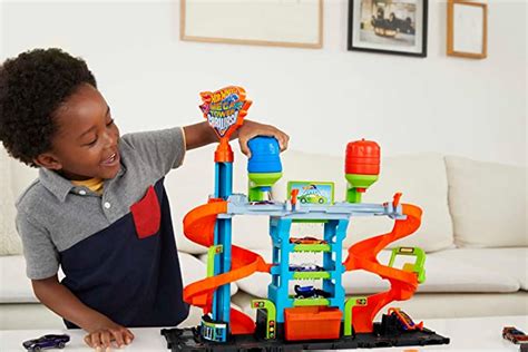 Hot Wheels City HDP05 Mega Tower automobilių plovimo sistema su spalvų keitimo efektu