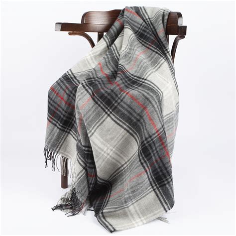 Шотландский плед Lochcarron Graphite от Lochcarron of Scotland | IRISH WOOL