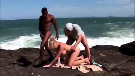 Lucky Guys Found A Busty Blonde On A Cliff Tarra White