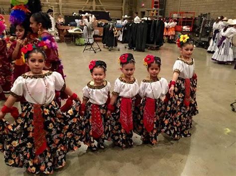 Folklorico Makeup Pictures