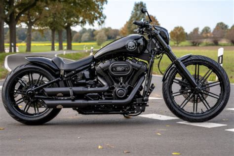 Customized Harley Davidson Softail Breakout Motorcycles By Thunderbike