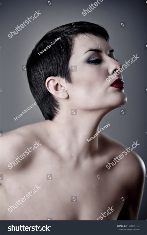 Sensual Retro Style Woman Nude Portrait Stock Photo 138034163 Shutterstock