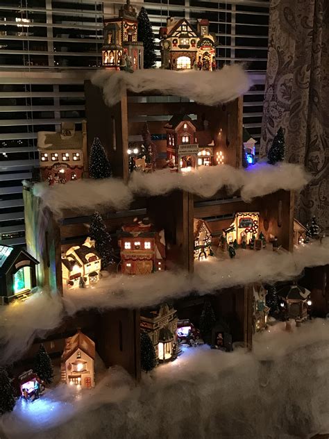 Christmas Village On Crates Рождественские идеи Декор