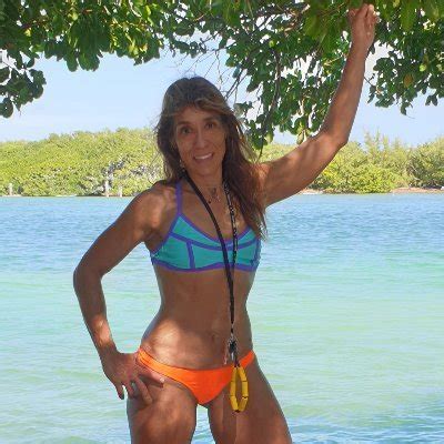 Hot Sexy Susan Wojcicki Bikini Pics