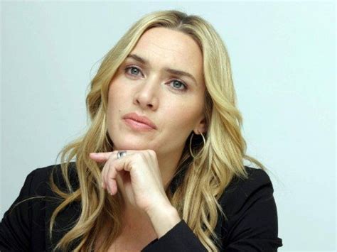 Kate Winslet Sexiest Photos Most Seducing Pictures Of Titanic Actress Is Too Hot To Handle