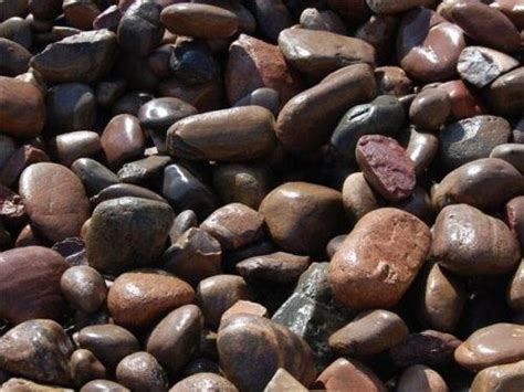 River Rocks & Pebbles — Rock and Block Hardscape Supply