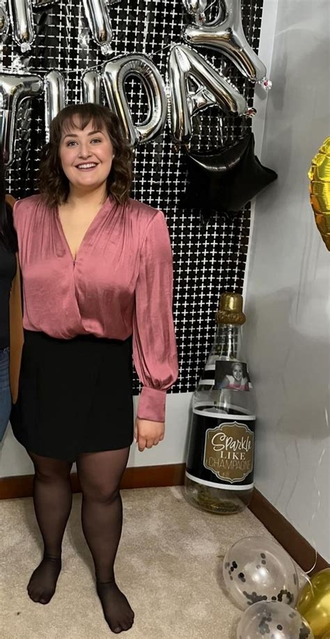 Sexy MILF Melissa ShesFreaky