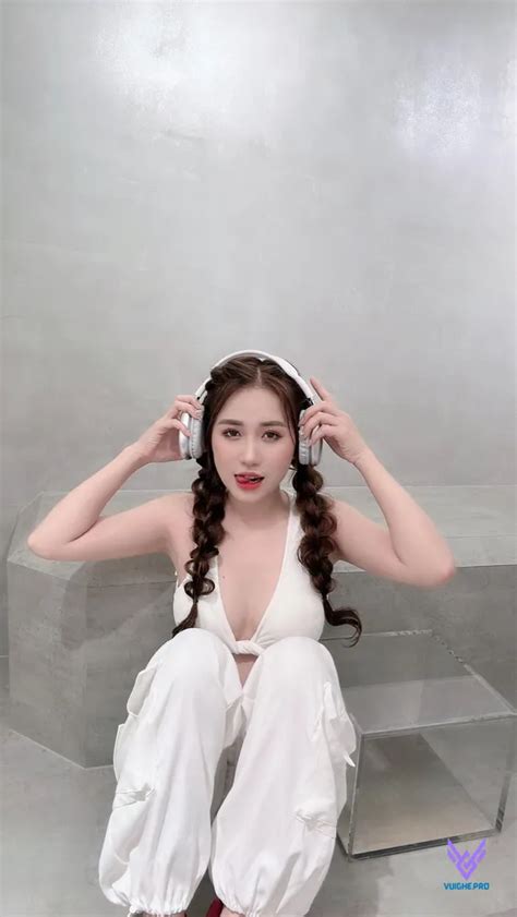 Nh L M Anh Tiktok Nude Kh Ng Che Show H Ng N Ng B Ng Nh T Vuighe Gi I Tr Vui Nh N V I