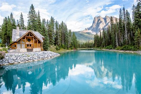 Beautiful Lake Cabins