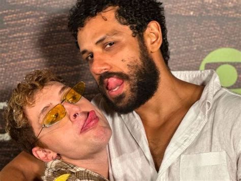 Diego Martins o Kelvin de Terra e Paixão fala sobre casal gay da novela