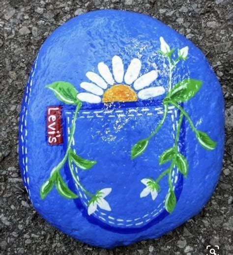 35 Super Colorful Flower Painted Rocks For Inspiration Artofit