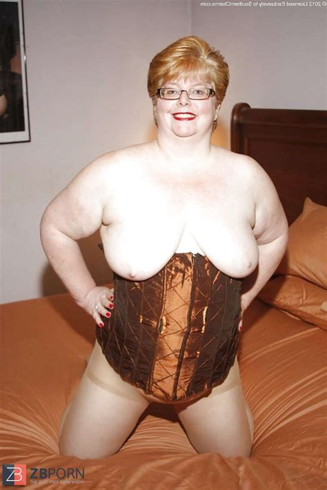 Mums In Stockings ZB Porn