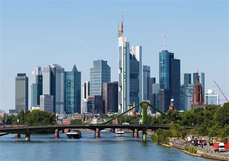 Cheap flights to Frankfurt, Germany