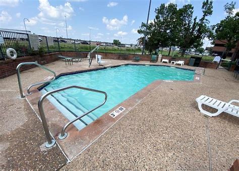 Top Waterparks Hotels In Oklahoma City Oklahomaok United States