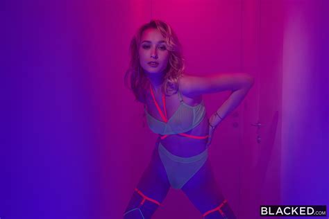 Blacked Kelly Collins New Obsession 240940304 053 Porn Pic