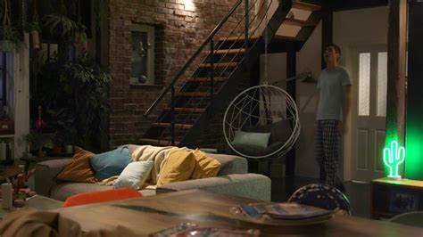 NAKED ROOMMATE FUNNY Surprise Door Open CFNM ThisVid