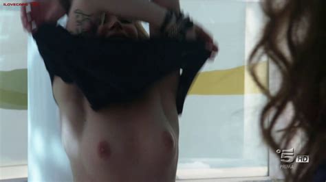 Naked Licia Nunez In Tuscan Passion