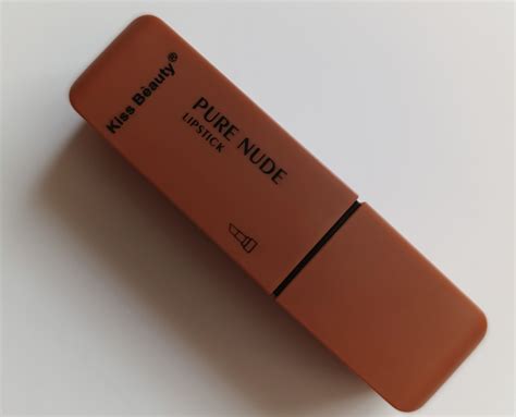 Губная помада Kiss Bèauty LIPSTICK Pure nude отзывы