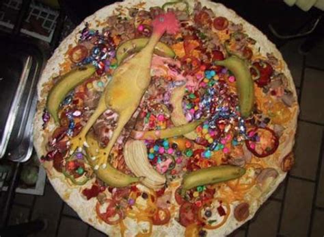 what even... : r/PizzaCrimes