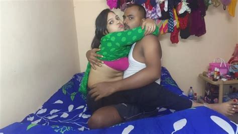 Desi Tamil Mallu Aunty Hot Romance With Kissing And Saree Blouse Bra Remove By Rahul Xhamster